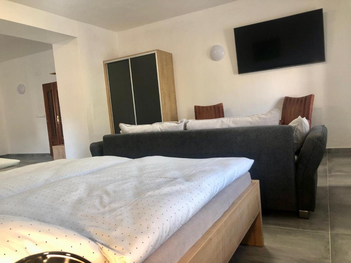Penzion Sloup Sloup  Esterno foto